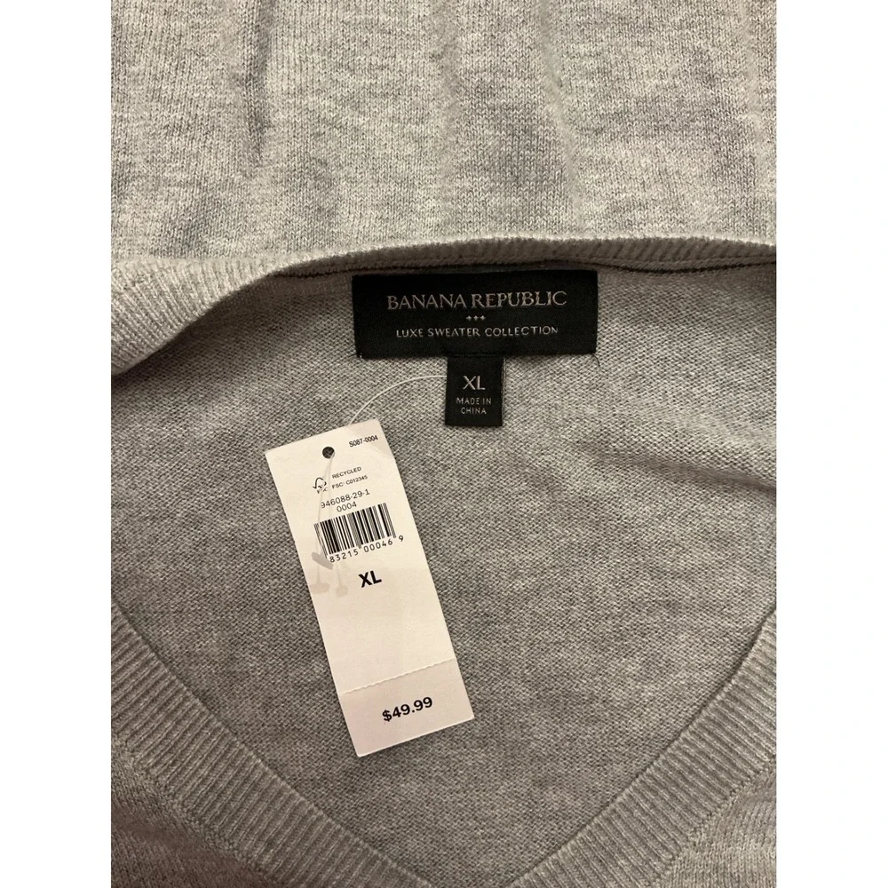 Banana Republic‎ Luxe Sweater Collection V Neck Gray XL New With Tags